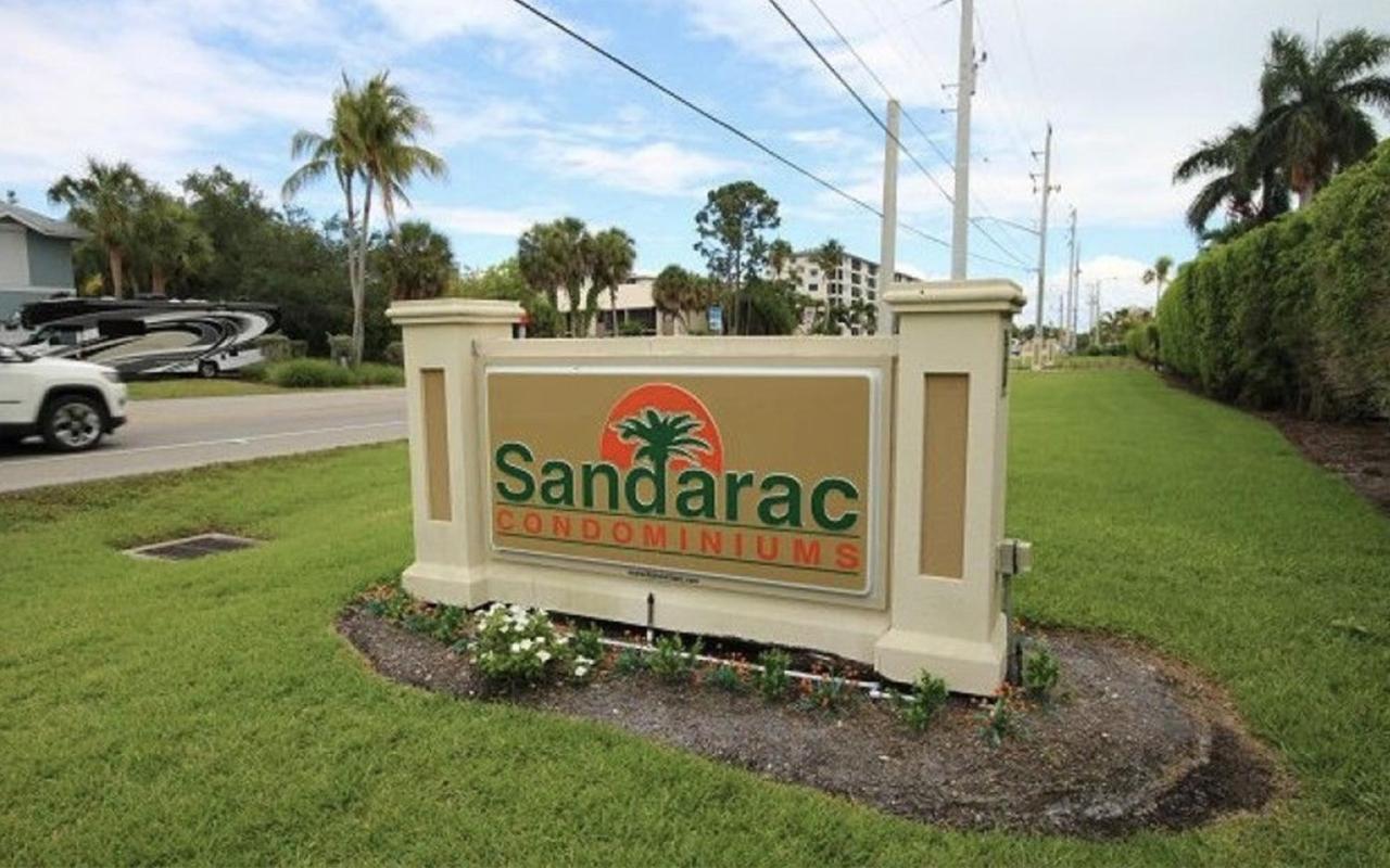 Always Summer On A White Sandy Beach Aparthotel Fort Myers Beach Exterior foto